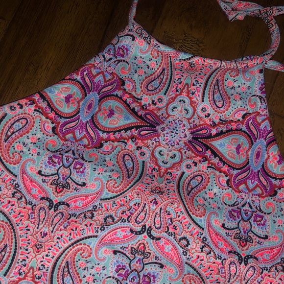 Crop top - Picture 2 of 3